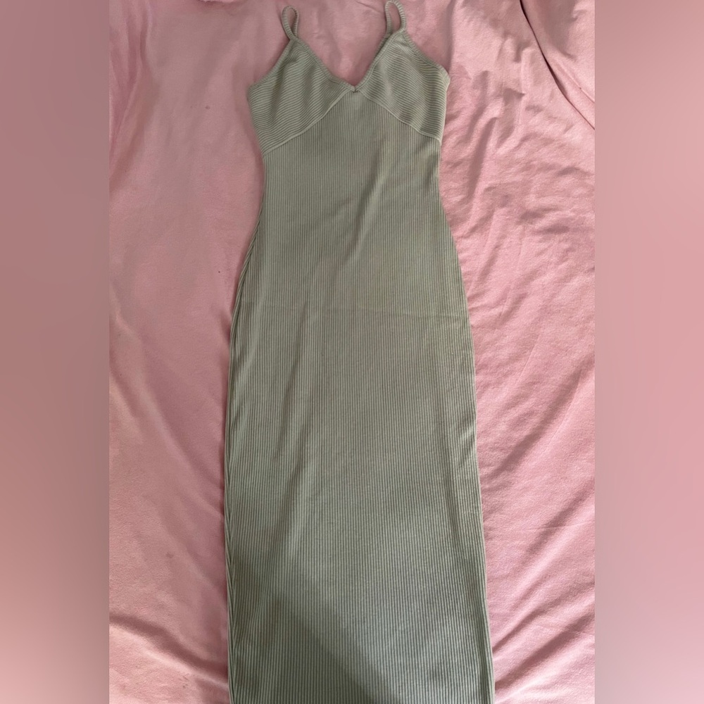 Heart Hips Sage Green Spaghetti Strap Midi Dress